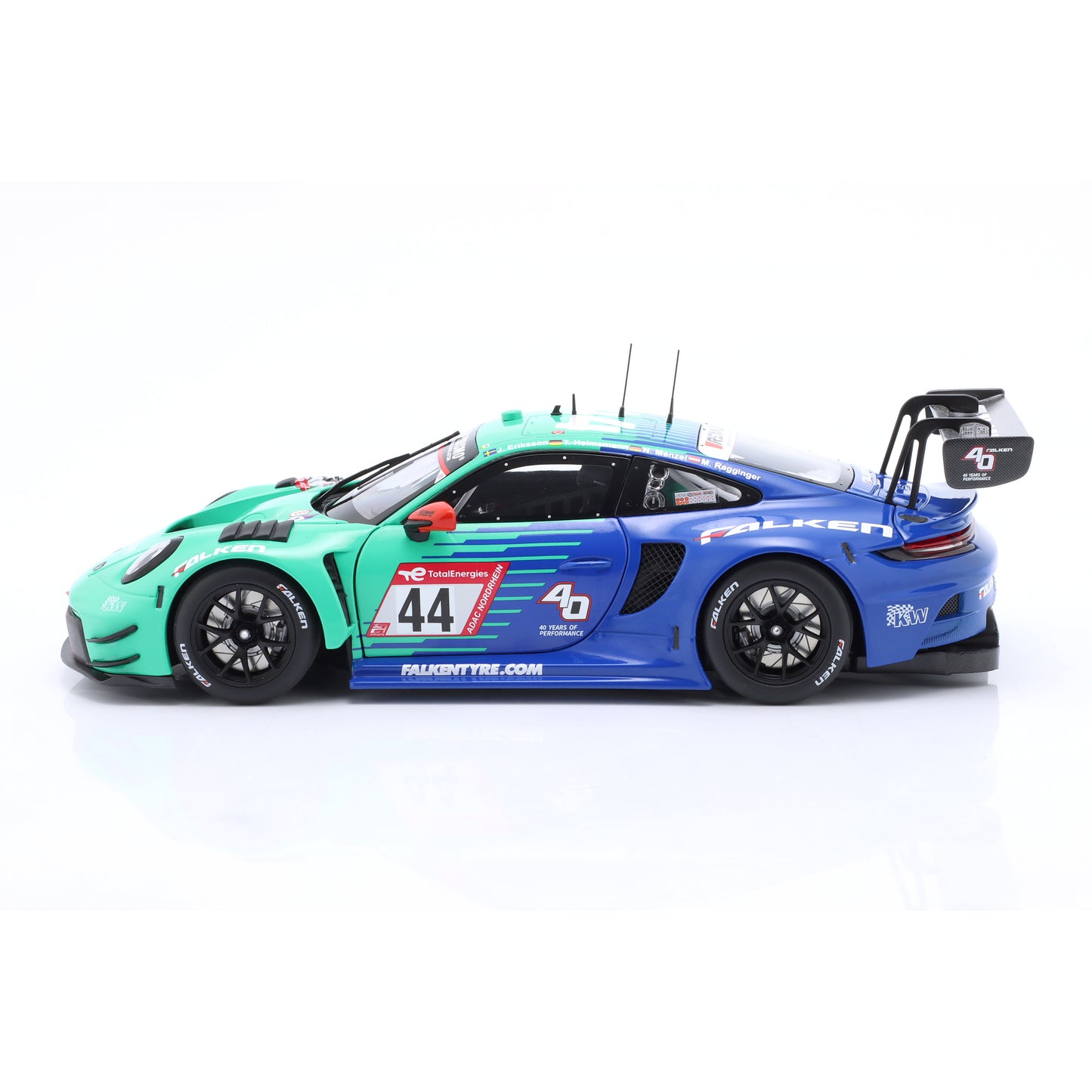 Modellauto Porsche 911 GT3 R (992) Falken #44 24h Nürburgring 2023 1:18 Minichamps