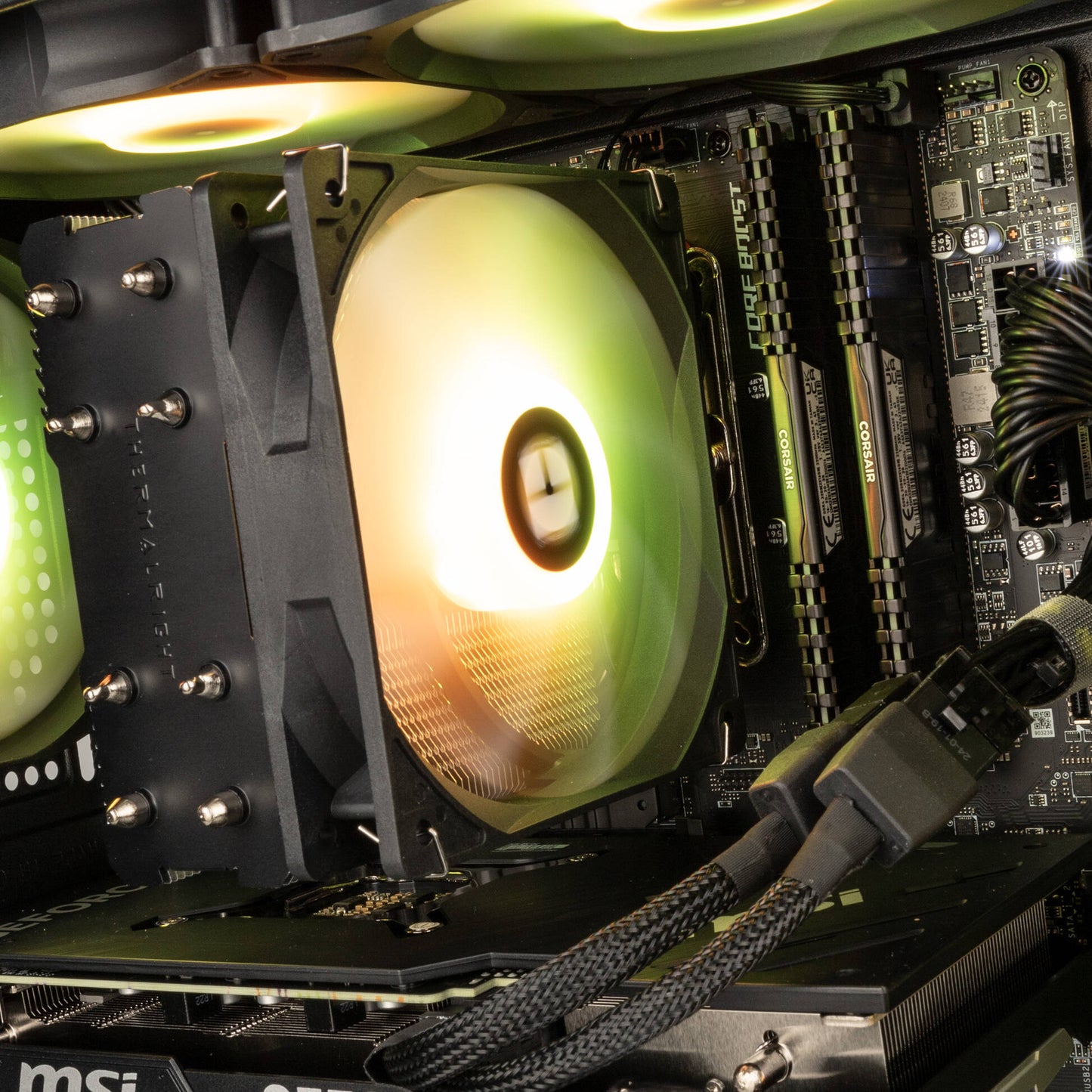 SimRacing PC PRO für Single Screen (NVIDIA RTX 5070 & AMD Ryzen 7 5700X3D)